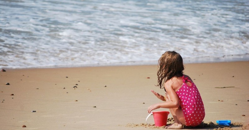 Bambini al mare: guida al divertimento